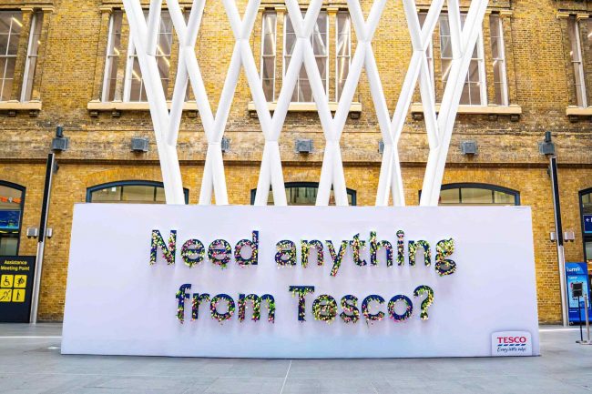 Tesco biến lời hỏi quen thuộc thành thông điệp cảm xúc trong chiến dịch "Need Anything from Tesco?" mùa Mother's Day