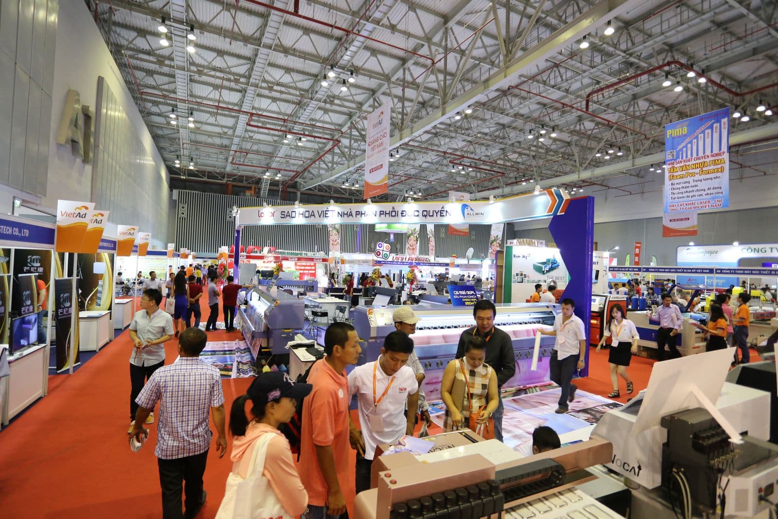 Đại diện VOOH tham dự Triển lãm Quốc tế Thiết bị và Công nghệ Quảng cáo Việt Nam – VietAd 2018